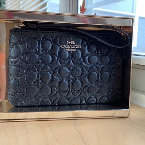 COACH NWT black glitter wristlet - Picture 4 of 6